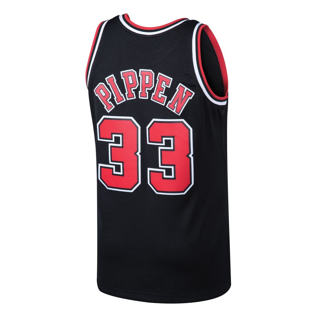 Scottie Pippen Chicago Bulls Mitchell & Ness Hardwood Classics Swingman Jersey - White Official NBA Team Apparel Basketball Fan Gear