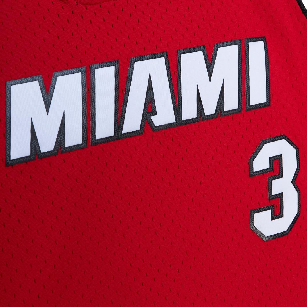 Dwyane Wade Miami Heat Women's 2005/06 Hardwood Classics Swingman Jersey - Red Official NBA Team Apparel Basketball Fan Gear