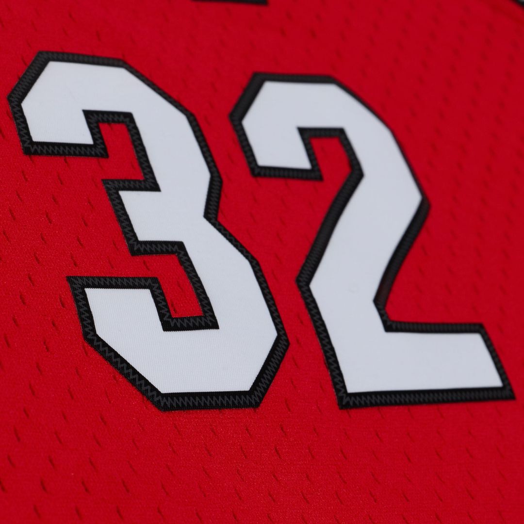 Shaquille O'Neal Miami Heat Mitchell & Ness 2005-06 Swingman Jersey - Red Official NBA Team Apparel Basketball Fan Gear