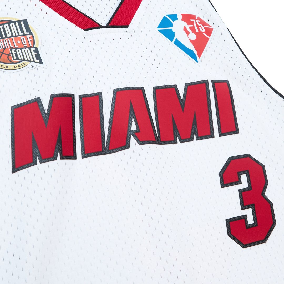 Dwyane Wade Miami Heat Mitchell & Ness Unisex Hall of Fame Class of 2023 Throwback Swingman Jersey - White Official NBA Team Apparel Basketball Fan Ge