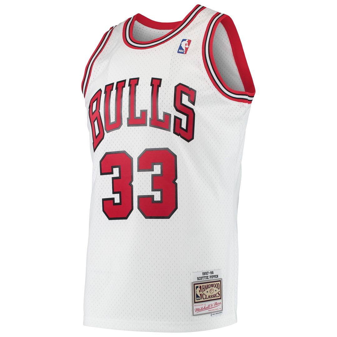 Scottie Pippen Chicago Bulls Mitchell & Ness Hardwood Classics Swingman Jersey - White Official NBA Team Apparel Basketball Fan Gear