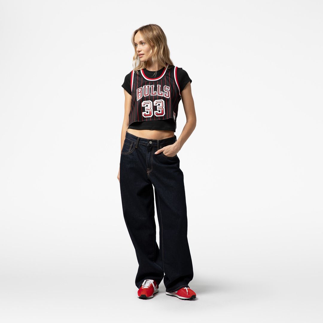 Scottie Pippen Chicago Bulls Mitchell & Ness x DANNIJO Women's Fashion Cropped Basketball Jersey - Black Official NBA Team Apparel Basketball Fan Gear